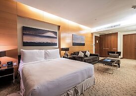 Spacious Studio Partial Burjview at The Address Dubai Mall