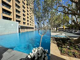 Spacious Studio Partial Burjview at The Address Dubai Mall