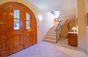 Doliva Estate