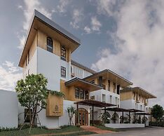 The Motifs Eco Hotel