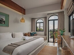 The Motifs Eco Hotel