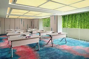 Aloft by Marriott Bali Kuta at Beachwalk