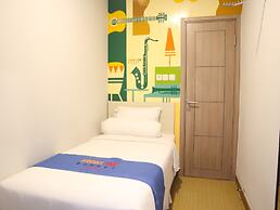 Front One Budget Bekasi