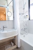 Royal Jade Boutique Hotel