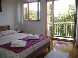 Beach Front Villa a Stone Throw Away From the sea