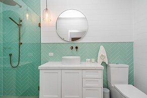Your Luxury Escape - Seascape