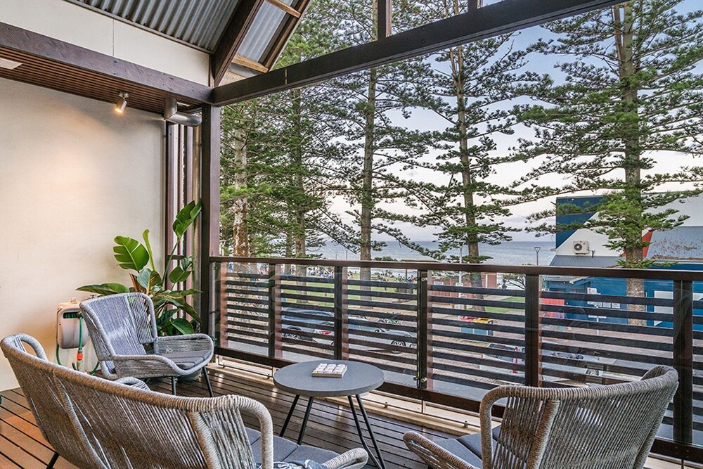 Your Luxury Escape - On The Bay 2