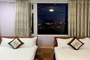 Phuong Dung Hotel