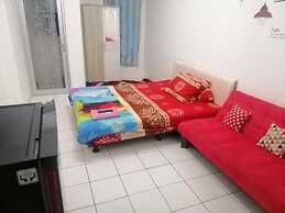 Dinda Apartment Gunung Putri Square