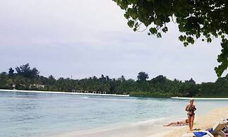 Adroit Beach Inn