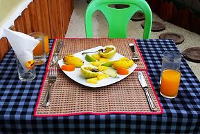 Adroit Beach Inn