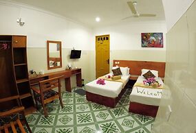Adroit Beach Inn