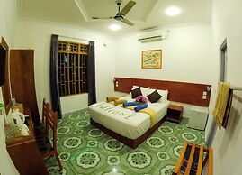 Adroit Beach Inn