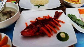 Adroit Beach Inn