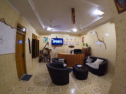 Adroit Beach Inn