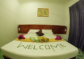 Adroit Beach Inn