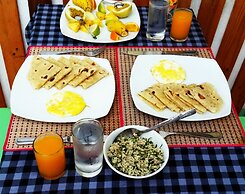 Adroit Beach Inn