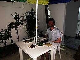 Adroit Beach Inn