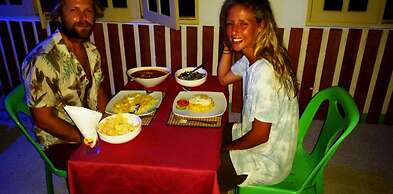 Adroit Beach Inn