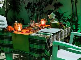Adroit Beach Inn