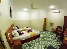 Adroit Beach Inn