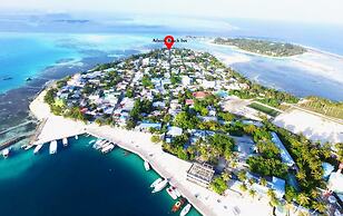 Adroit Beach Inn