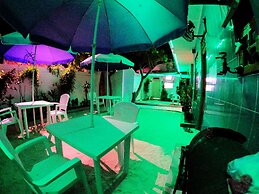 Adroit Beach Inn