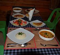 Adroit Beach Inn