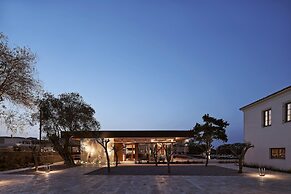 The Olivar Suites