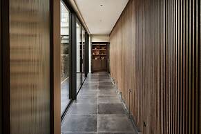 The Olivar Suites