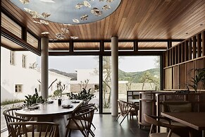 The Olivar Suites