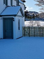 Darris Farmhouse