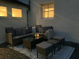 Darris Farmhouse