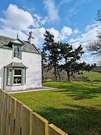 Darris Farmhouse