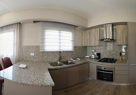 Regatta Living Hotel