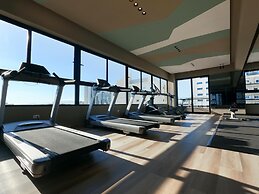 Regatta Living Hotel