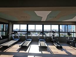 Regatta Living Hotel