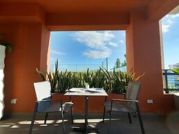 Regatta Living Hotel