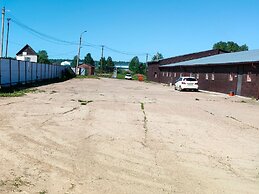Auto&Motel Arneevo
