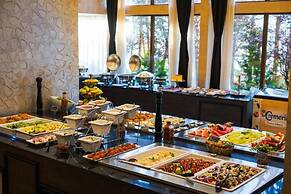 Maxi Park Hotel & Spa