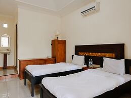Hotel Mahkota Plengkung