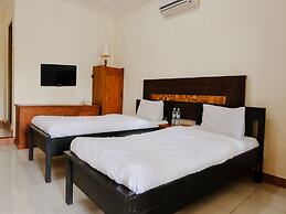 Hotel Mahkota Plengkung