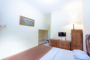 Hotel Mahkota Plengkung