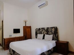 Hotel Mahkota Plengkung