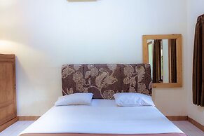 Hotel Mahkota Plengkung