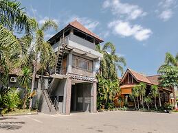 Hotel Mahkota Plengkung