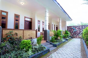 Hotel Mahkota Plengkung