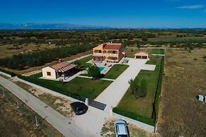 Pool Villa Sofija
