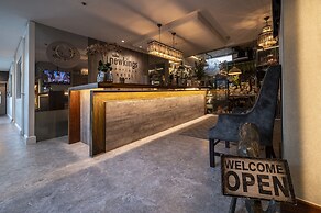 Newkings Boutique Hotel