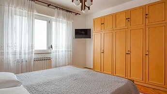 Room Mario
